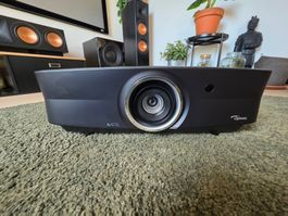 Projecteur 4K UHD Optoma UHZ65 - Laser - 6716 heures