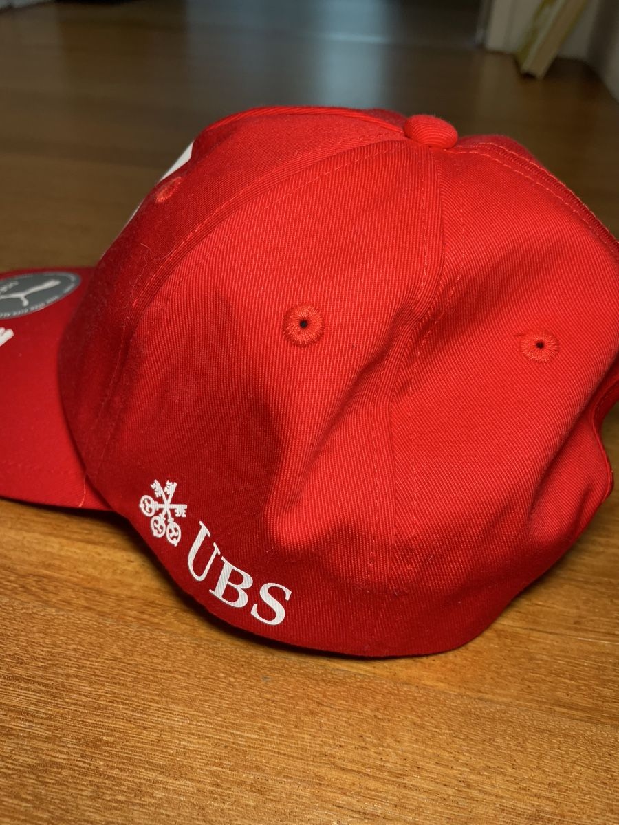 Puma Altro in  Abbigliamento & Accessori: Puma Cap Schweiz rot, NEU – Nuovo e nell'imballaggio originale da Wädenswil venduto da VintageSalesCH 3