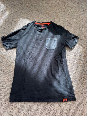 T-Shirt schwarz 146/152