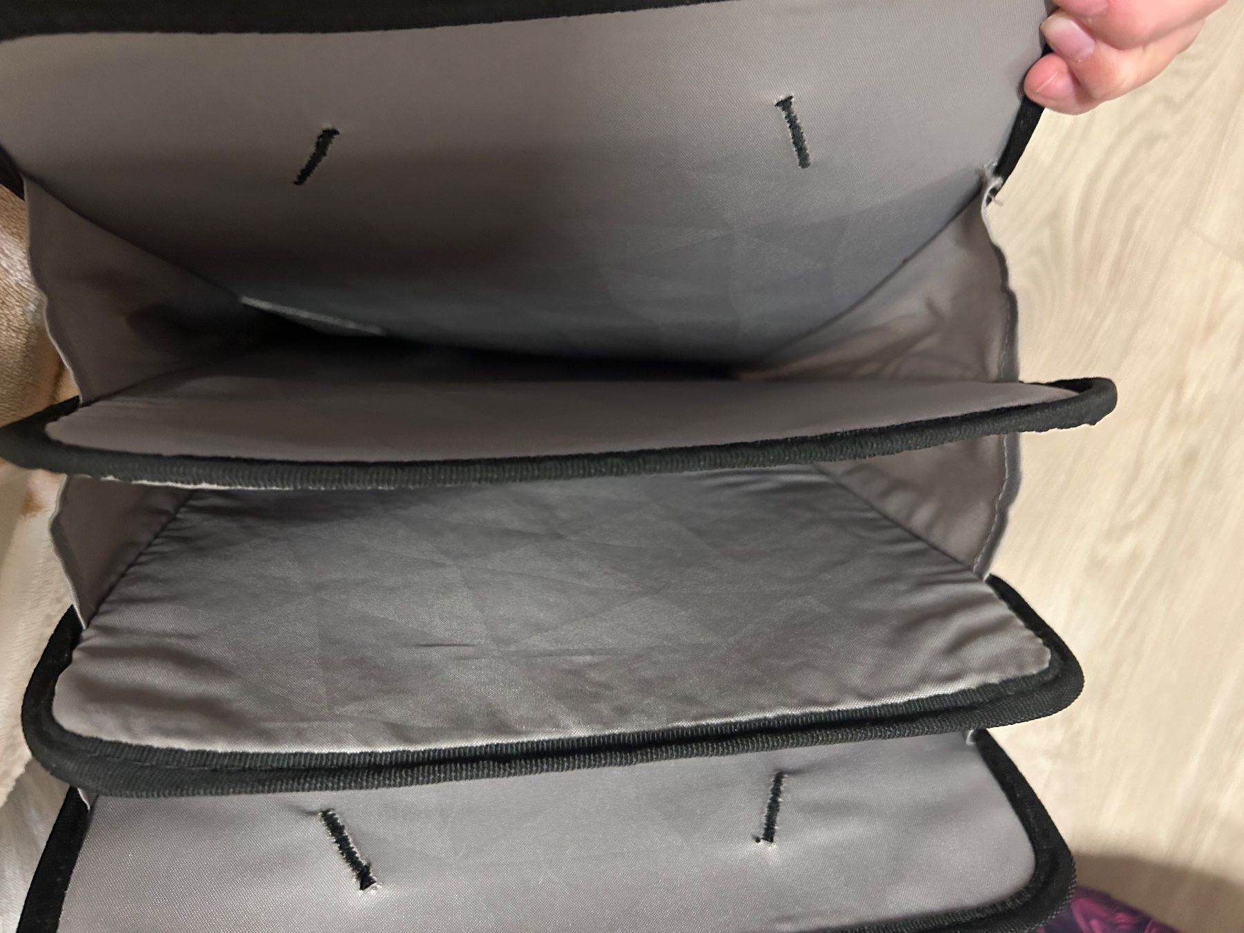 Satch Zaini: Satch Schulrucksack mit einer passenden Mappe/Ordner – Usato da Oberkulm venduto da angela_05 3