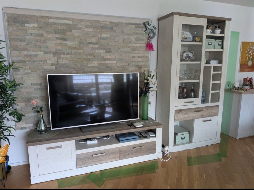 Mobili TV: Tv Möbel +Vitrine – Usato da aarburg venduto da macacito