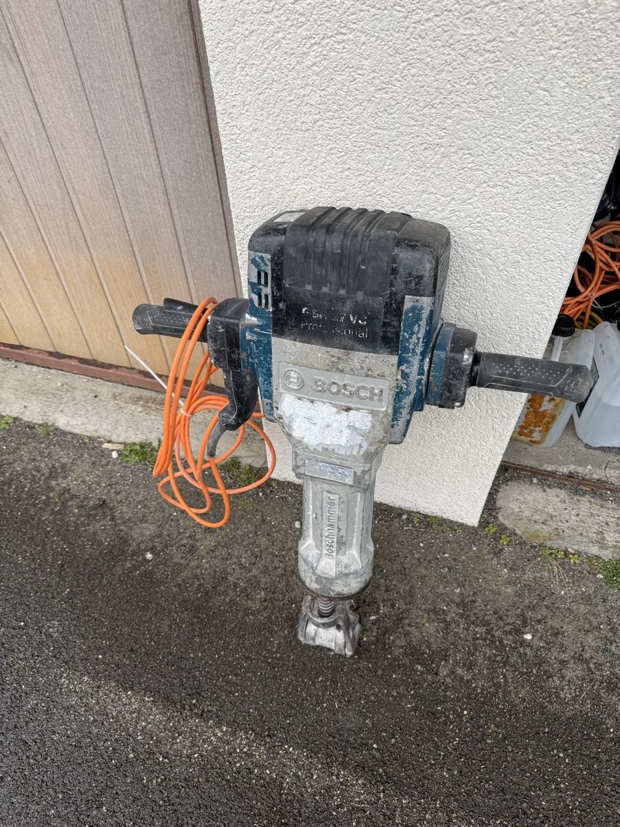 Bosch Tutti gli attrezzi: BOSCH Abbruchhammer GSH 27 VC – Usato da Oberentfelden venduto da lam_vj88 1