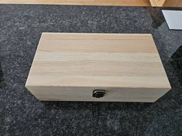 Holzkiste für ätherische Öle für 24 Fläschchen