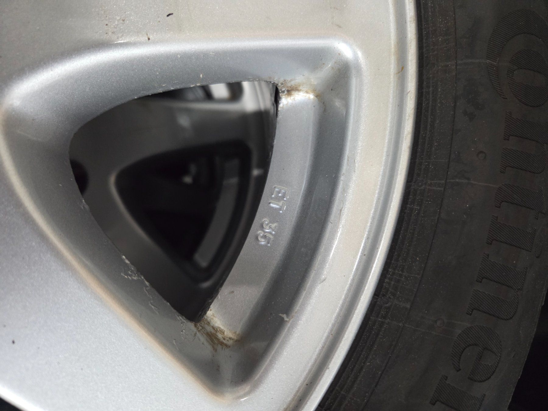 Continental Pneus & Kompletträder: Winterräder Continental 185/60 R15 – Gebraucht aus Frasnacht von garhalt 5