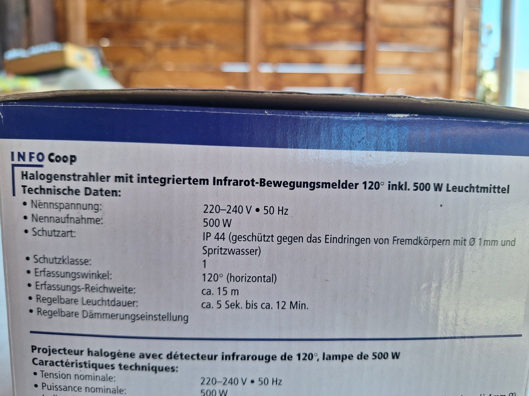 Lampen: HALOGENSTRAHLER MIT BEWEGUNGSMELDER – Neu (gemäss Beschreibung) aus Huttwil von Kunterbuntli 1