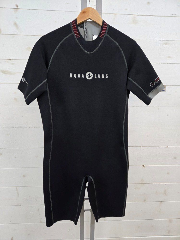 Mute per immersioni: Aqualung Shorty mit Titaniuminnenhaut in Unisex, Grösse ML – Nuovo (secondo la descrizione) da Oetwil an der Limmat venduto da Doublecheck