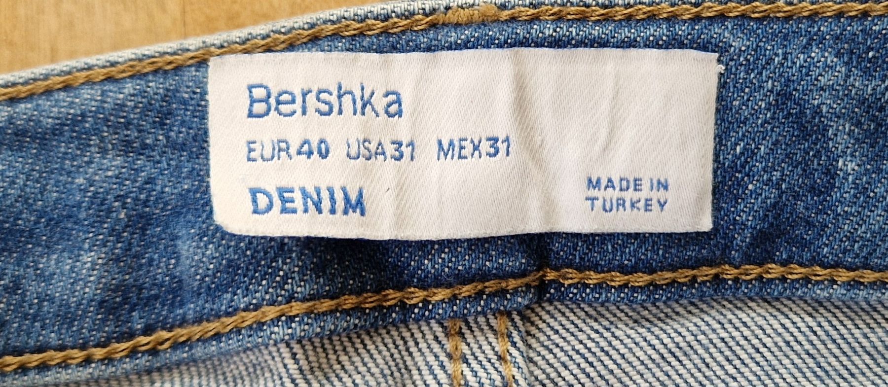 Bershka Jeans: Bershka Jeans – Usato da Muri b. Bern venduto da mlu_vgj7 6