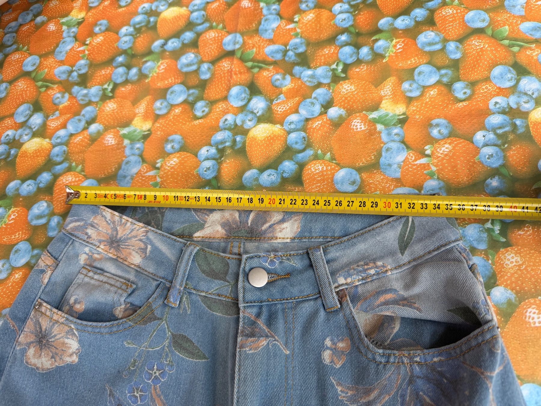 Jeans: Jeans mit blumen Gr. S - Vintage – Gebraucht aus Cugnasco von tizianaq 4