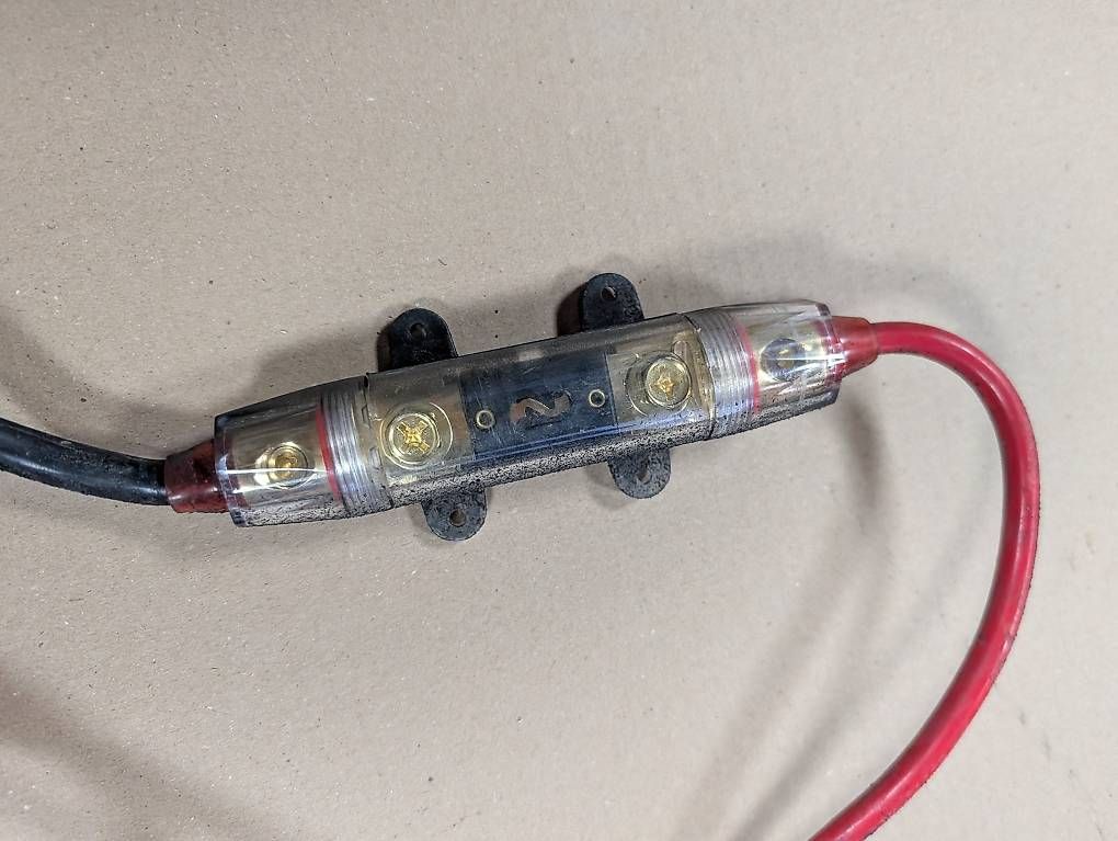 Componenti elettronici: Trennrelais 12V 140A – Usato da Niederuzwil venduto da marmal 2