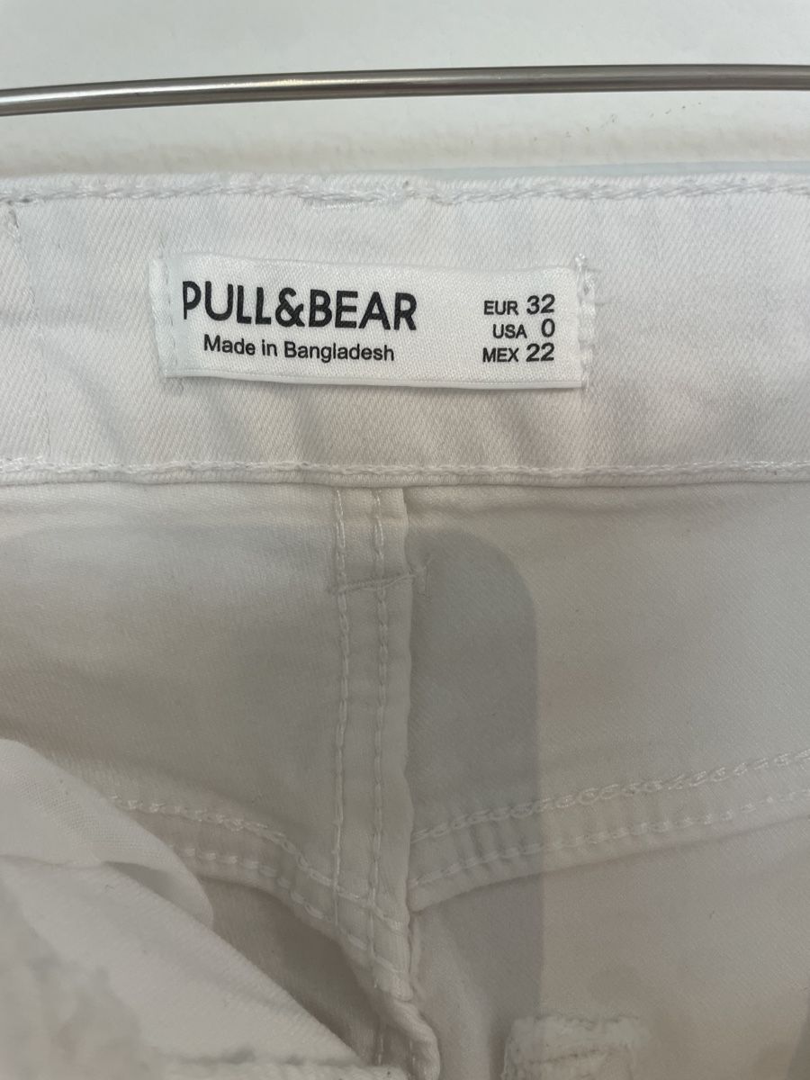 Jeans: Weisse Jeans Pull&Bear Gr. 32 🌞 Frühling 🌸 – Gebraucht aus Winterthur von Lili3435 1