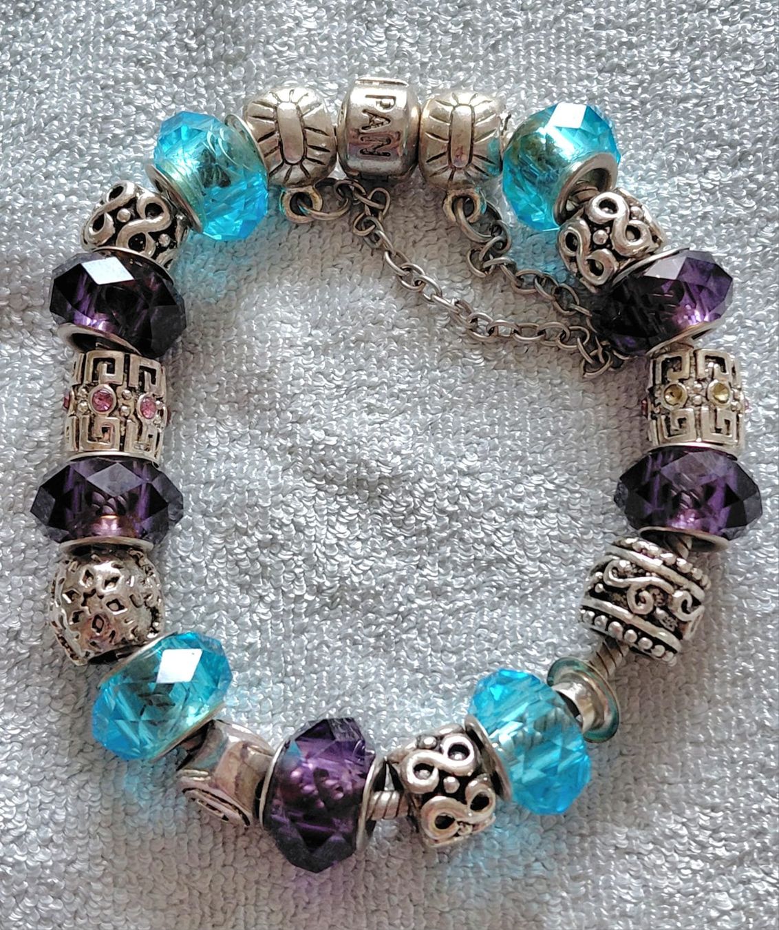 Pandora Bracciali & Braccialetti: Original Pandora-Charm-Armband – Usato da Sursee venduto da Benevol 1