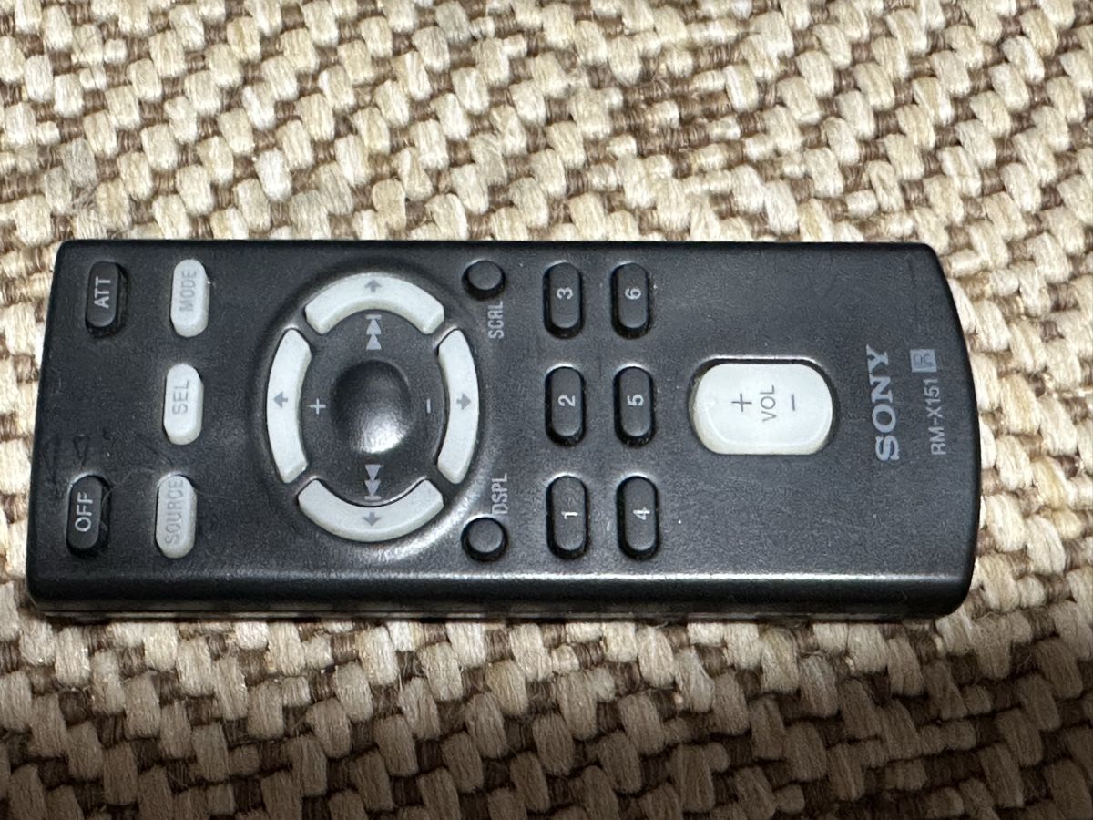Sony Radio: Autoradio SONY CDX-GT420U avec télécommande usagé – Usato da MASSONGEX venduto da Luluone 1