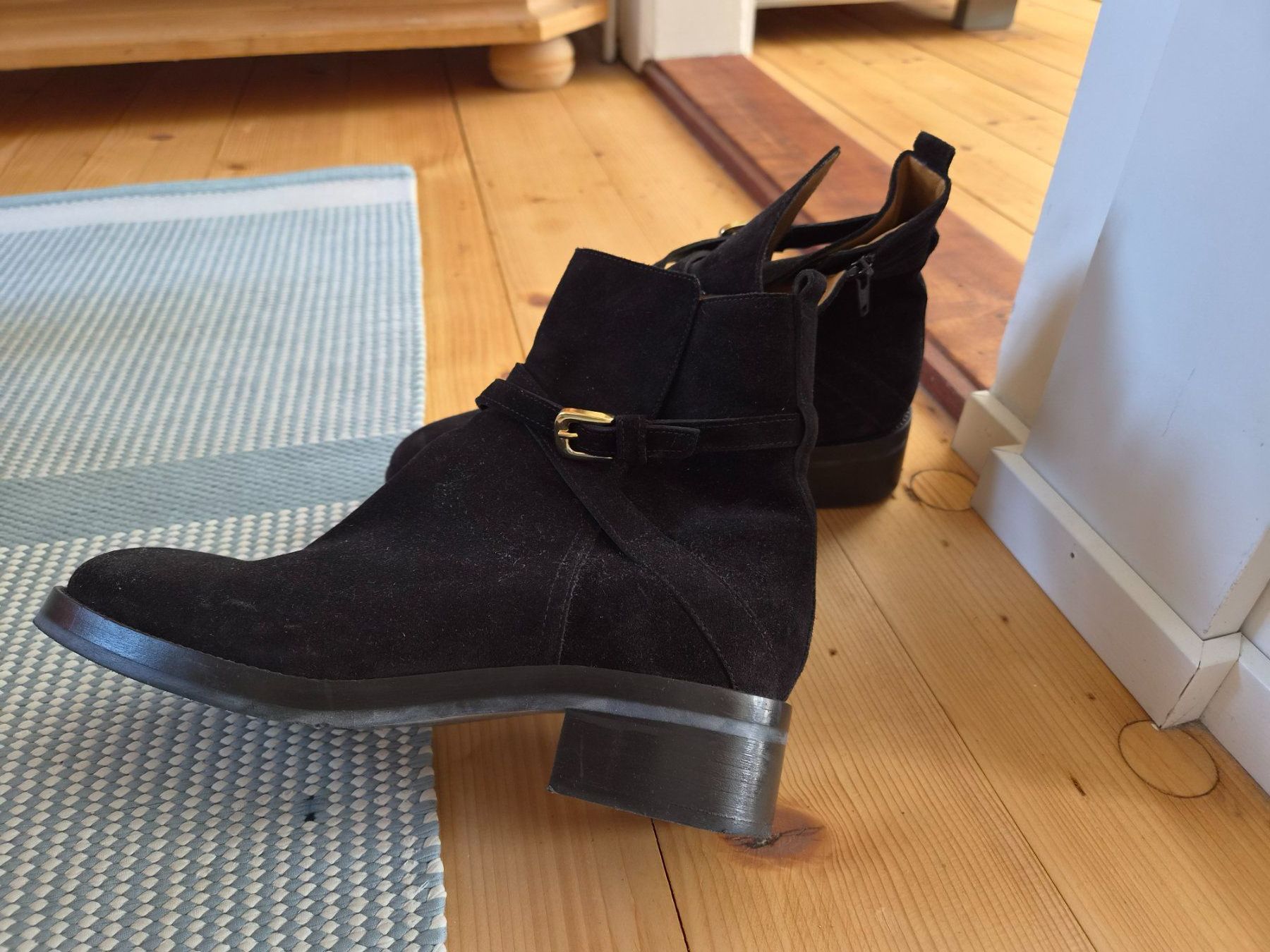 Sezane Damenschuhe: Sèzane Boots – Gebraucht aus Winterthur von Nessi86