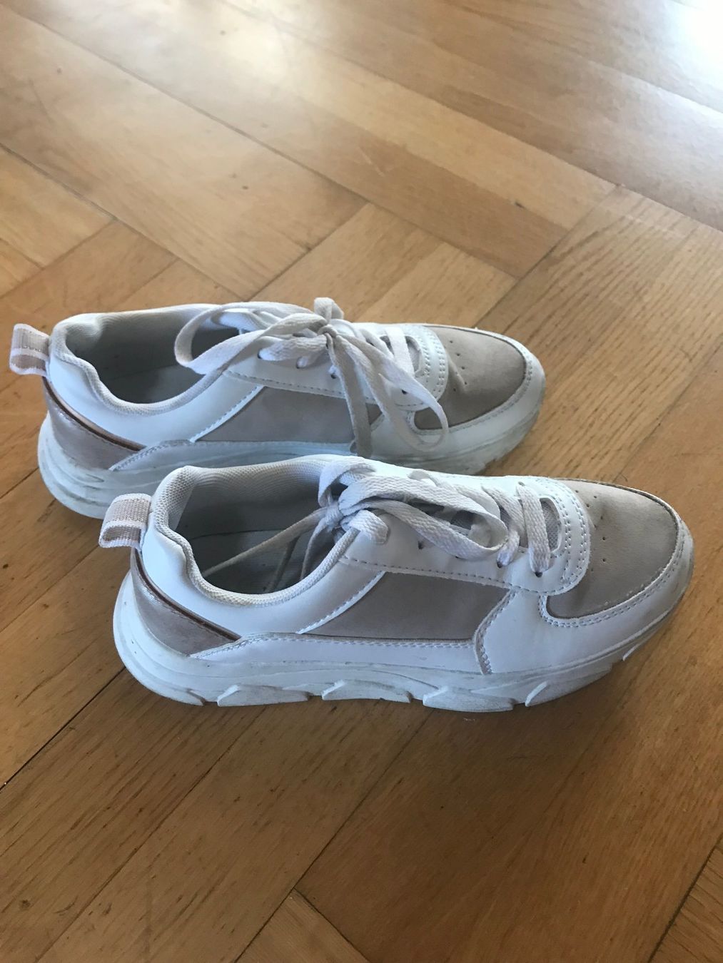 Damenschuhe: Baskets – Gebraucht aus Gorgier von chahn 1