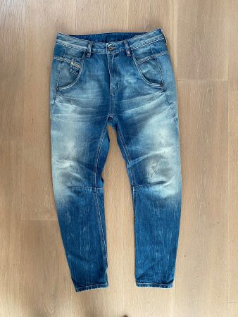 Neue Diesel Jeans Grösse 27