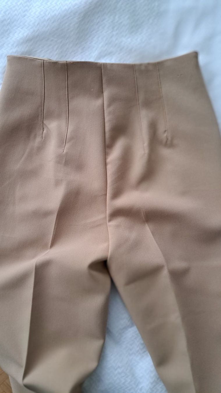 Pantaloni: Stoffhose, Gr. 34, dunkles beige – Usato da Waldkirch venduto da alwiwasg 5
