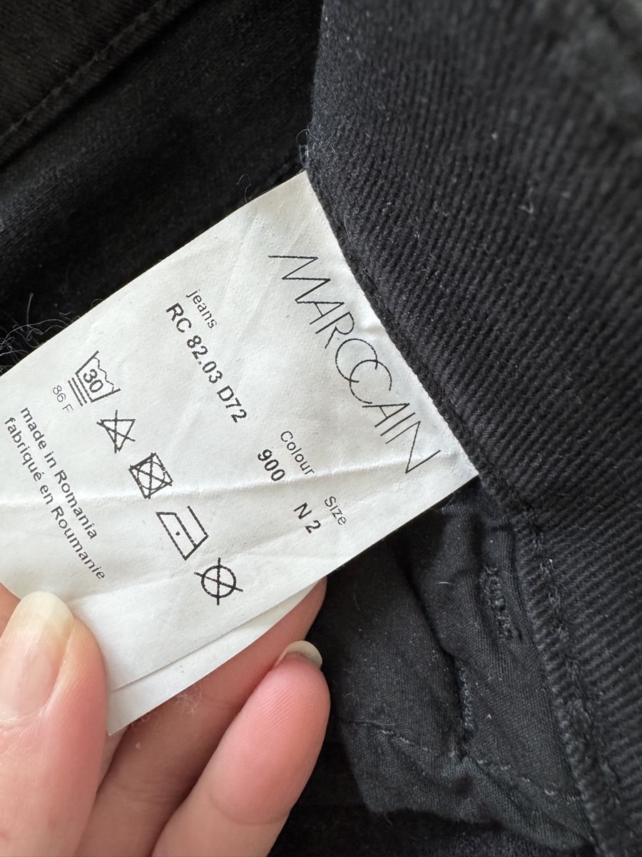 Marc Cain Jeans: Marc Cain Dark Wash Jeans - Size 2 – Gebraucht aus Morges von melz_28 3
