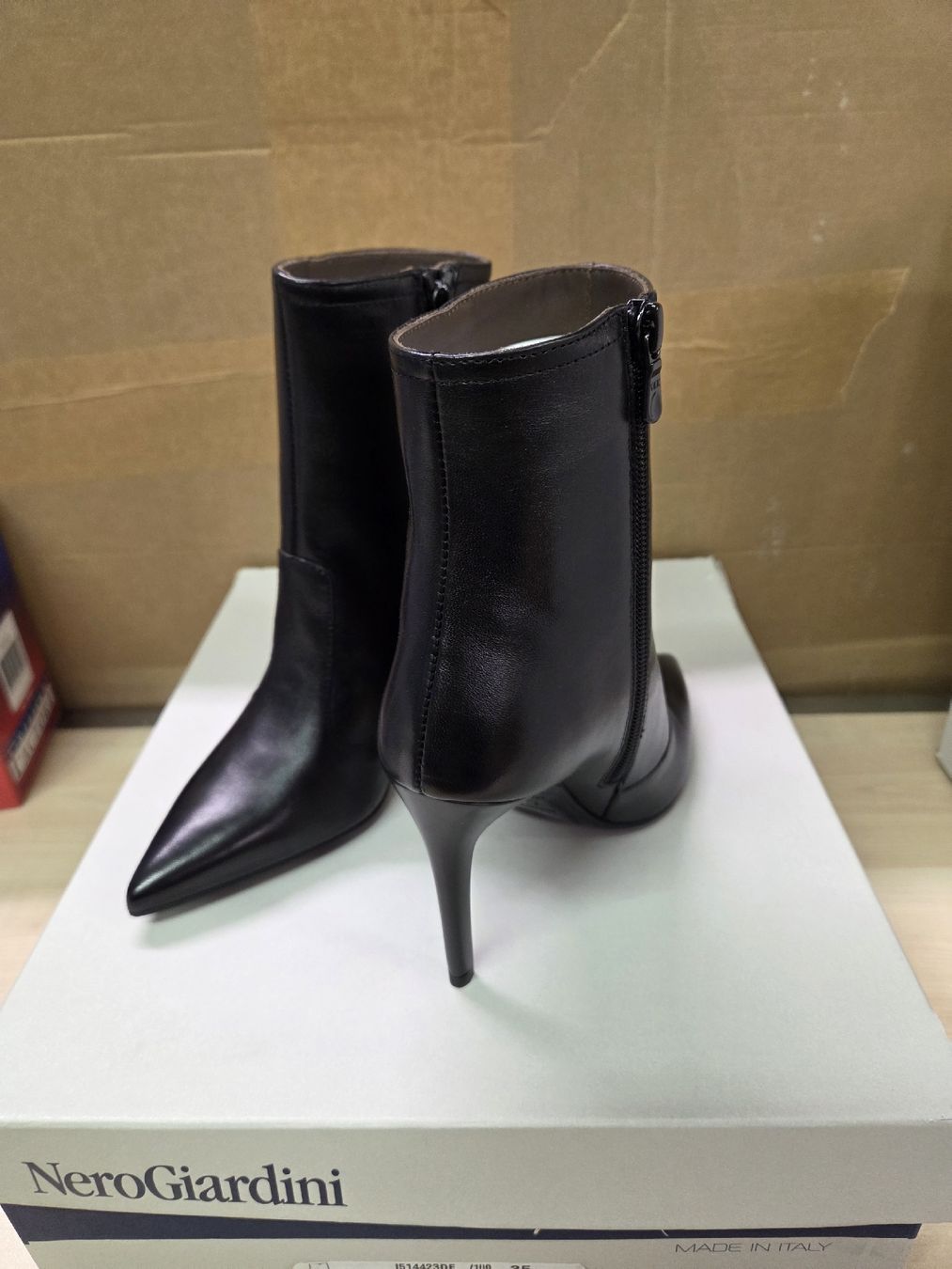 Scarpe da donna: NeroGiardini I514423DE taglia 35 – Nuovo e nell'imballaggio originale da Maroggia venduto da MarDoni 2