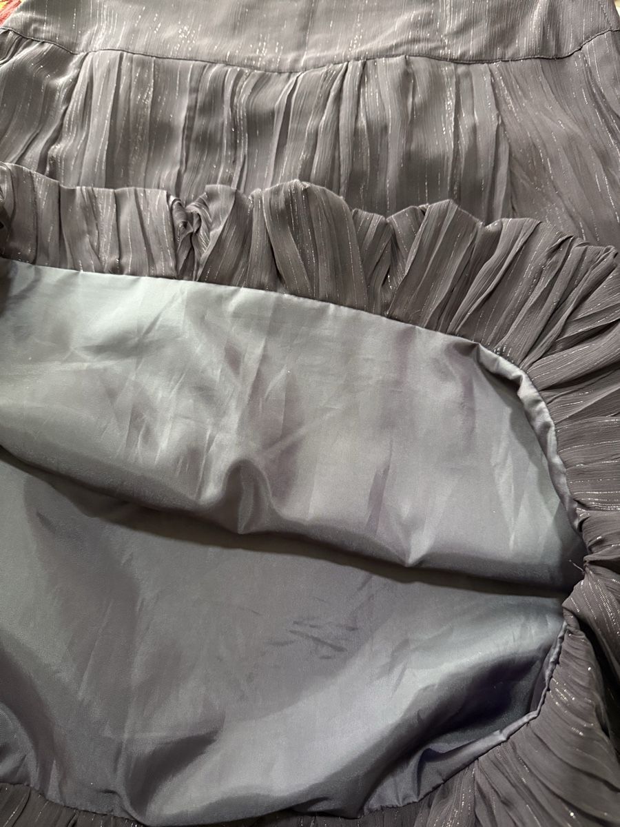 H&M Gonne: H&M Ballonrock Gr. 38 Dunkellila Glitzer elegant – Nuovo (secondo la descrizione) da Zürich venduto da Herbion1 7