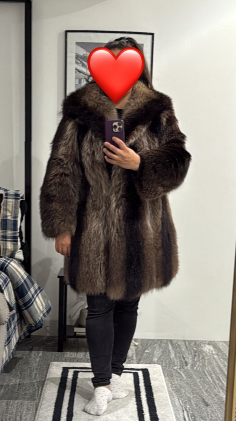 Giacche: Elegante Pelzjacke, Waschbär – Nuovo (secondo la descrizione) da Biasca venduto da elida_stefano 6