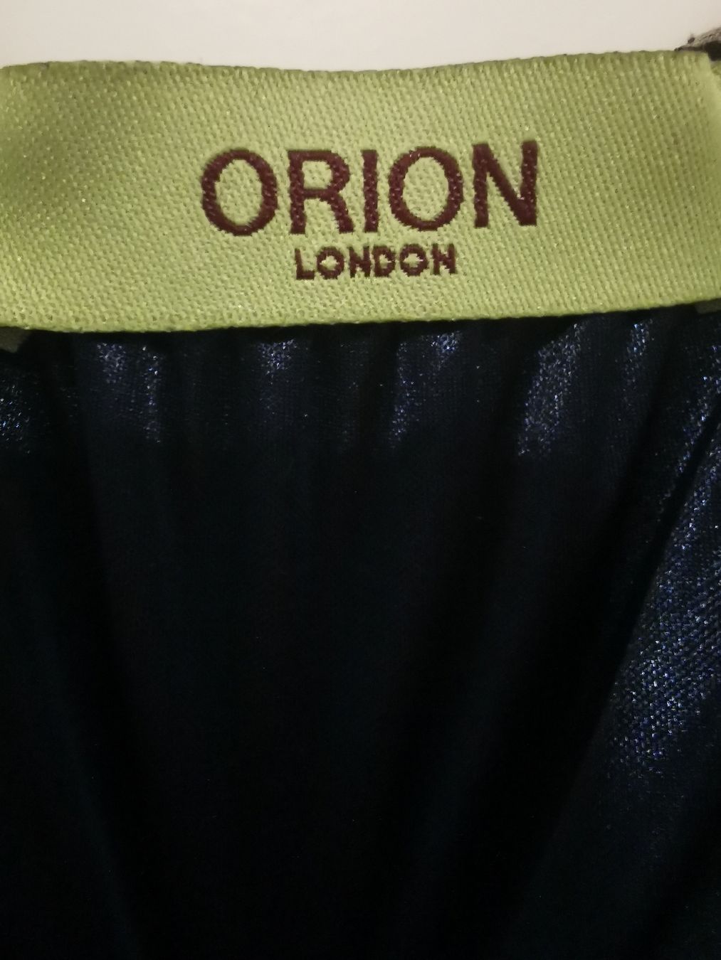 Vestiti: Orion London Kleid – Usato da Adligenswil venduto da sasa_be 1
