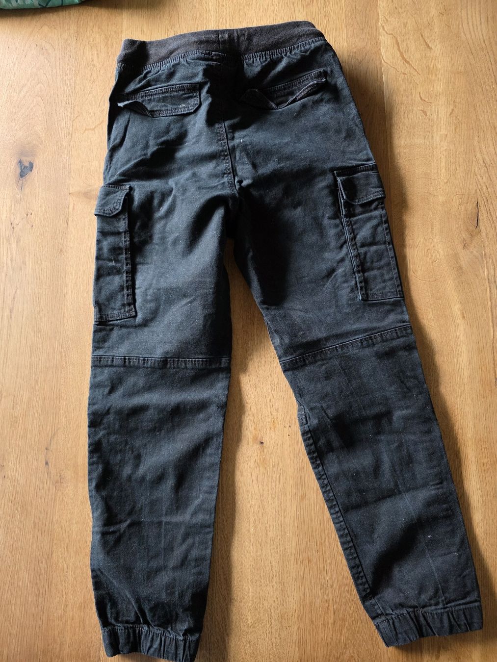 Pantalons: Hose H&M Kinder 152cm – D'occasion à Altstätten SG par Carrybones 2