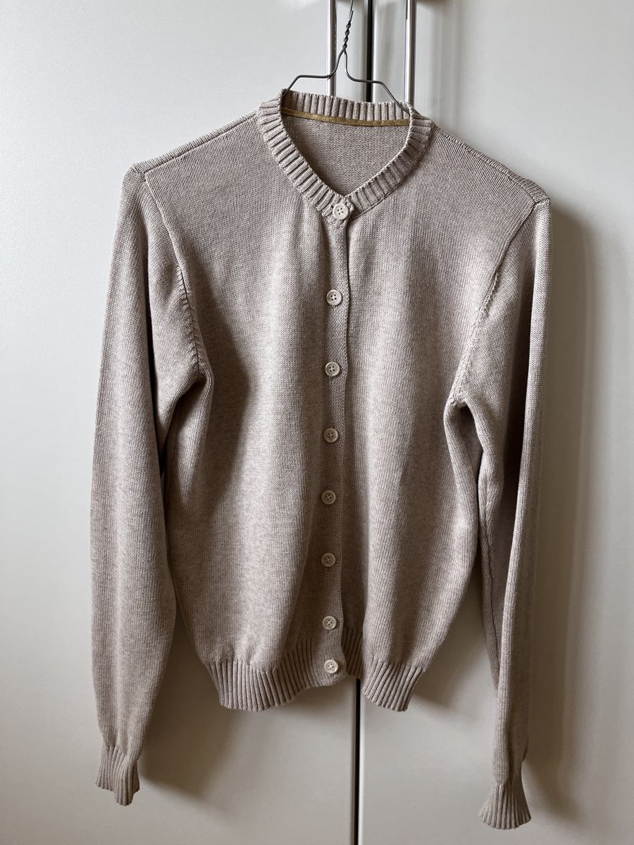 Brandy Melville Giacche: BRANDY Melville Strickjacke beige Gr. S – Usato da Zürich venduto da Kleanthy