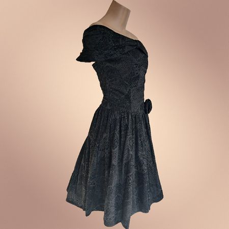 Vintage Cocktailkleid Abendkleid schwarzGr.L Carmenkragen