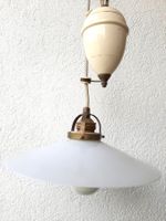 Antike Lampe Deckenleuchte mit Flaschenzug