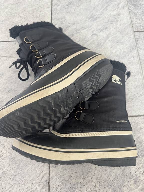 Sorel Herrenschuhe: Sorel Winterschuhe Grösse 43 – Gebraucht aus Jona von Twins0812 2