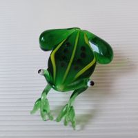 FROSCH. Sehr schönes Grün. Porzellan.