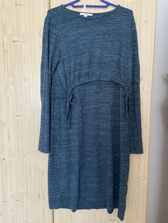 Umstands Kleid mit stillfunktion