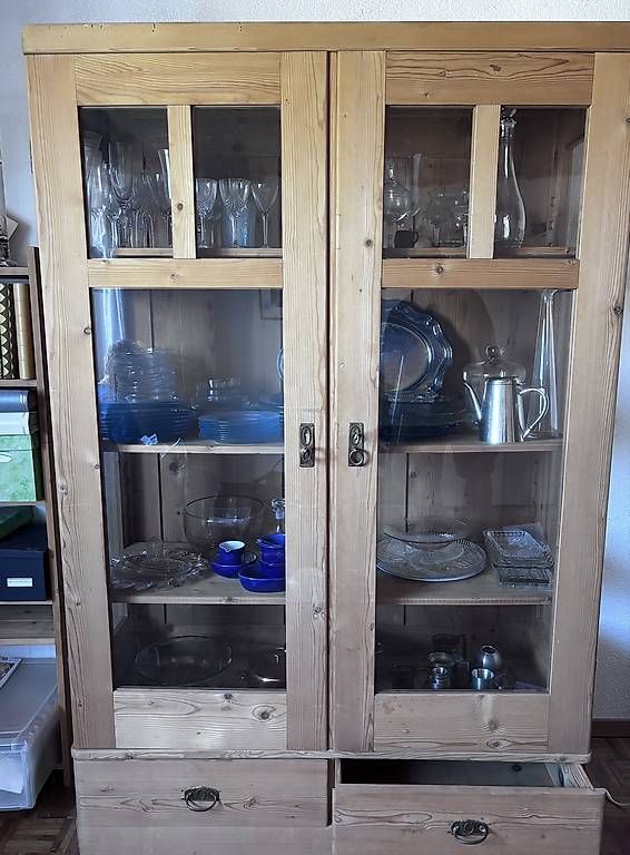 Vitrinen: Vitrine – Gebraucht aus St. Margrethen SG. von alm_86tq