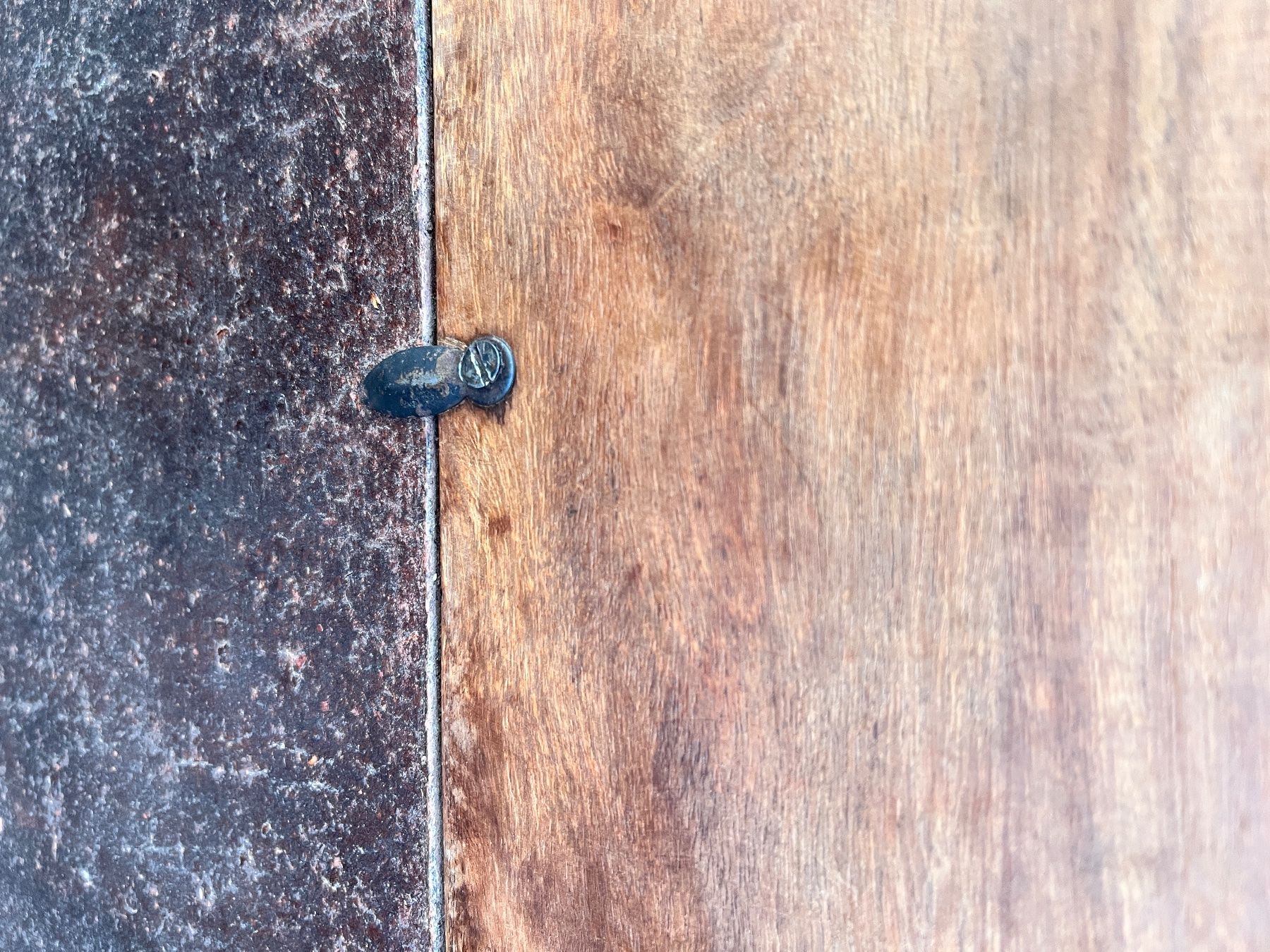 Miroirs: Holzspiegel mit dunklen Quadraten Unikat – D'occasion à Büren SO par level1414 3