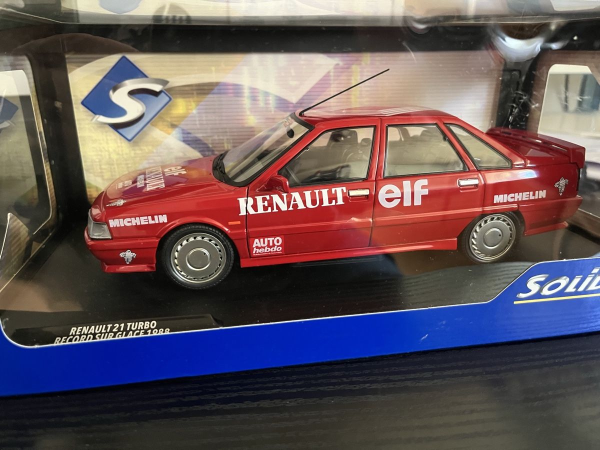 Renault Modellini d'auto: Renault 21 Turbo. 1:18 – Nuovo e nell'imballaggio originale da Rümlang venduto da Papamoll4 2