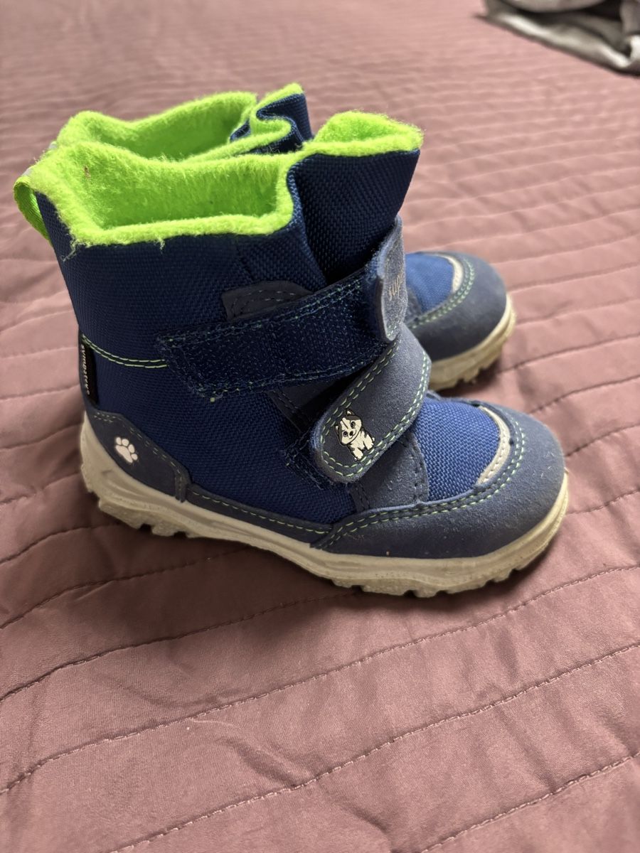 Superfit Scarpe per ragazzi: Schnee stiefel kinder Gr.22 Superfit – Usato da Spreitenbach venduto da Armadio_Draghetti 1