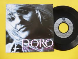 Doro – Fall For Me Again
