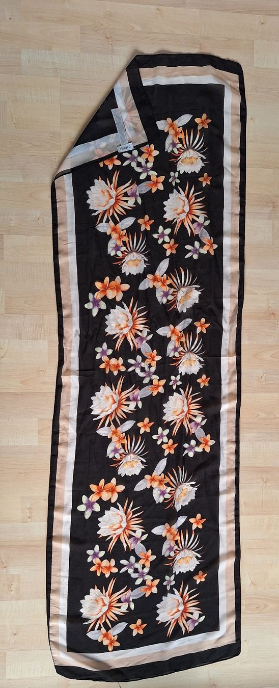 Foulard & Sciarpe: Schal von Carpisa – Usato da Lupfig venduto da Nanda89