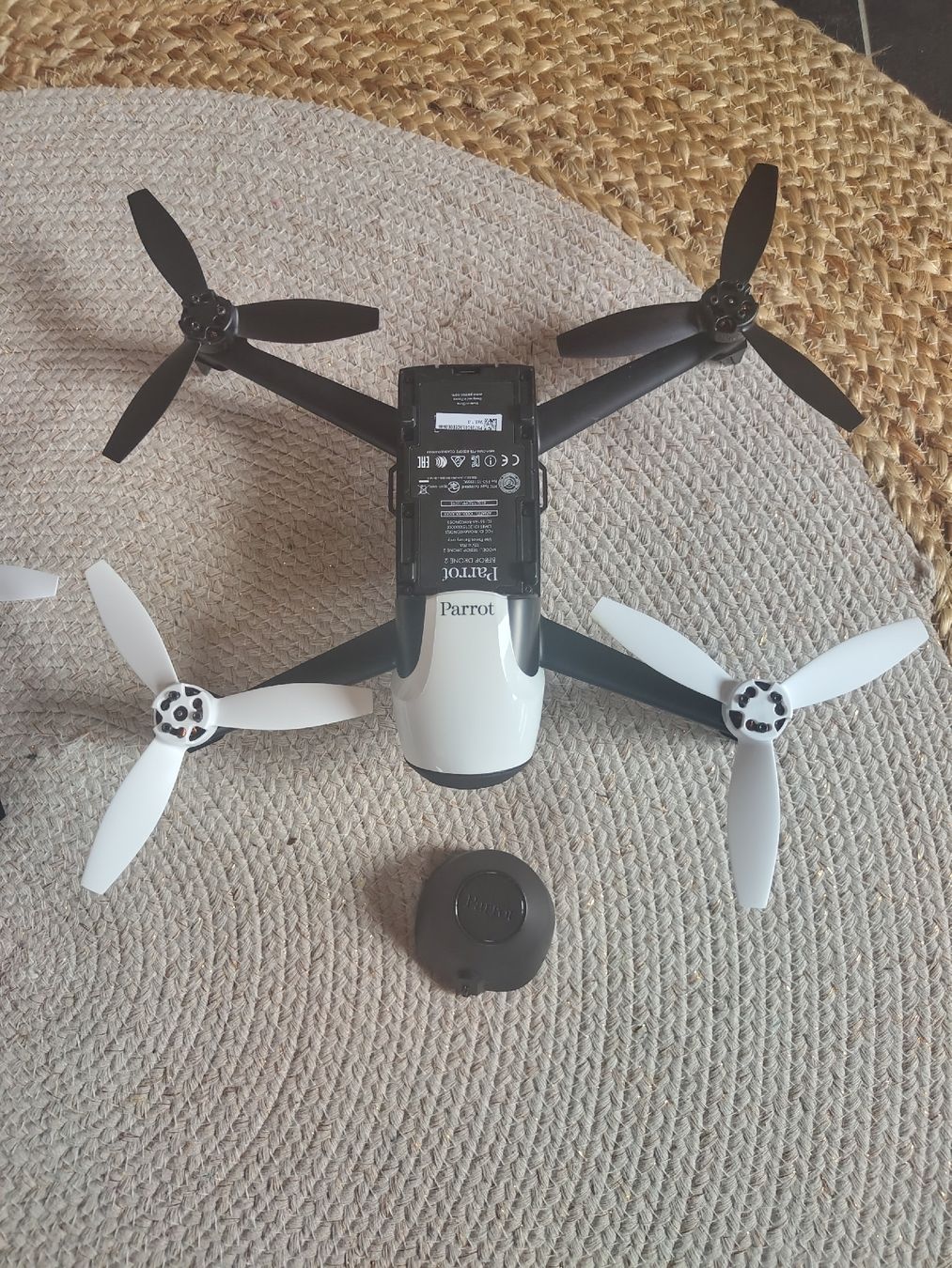 Parrot Modellismo RC: Parot DJI Bebop 2 +Skycontroler  – Nuovo (secondo la descrizione) da Salvan venduto da crazy_dav7 2