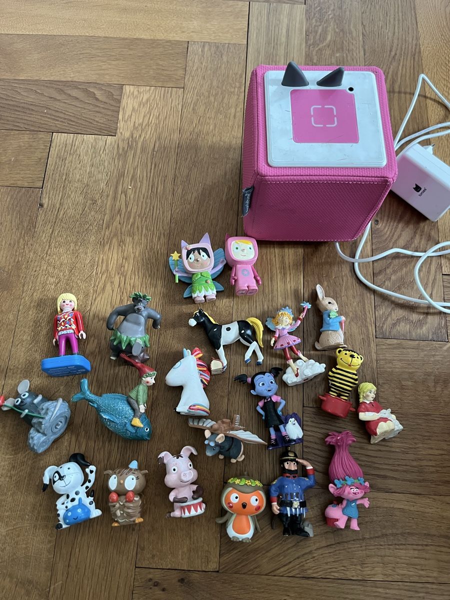 Tonies Giocattoli: Toniebox inkl Figuren – Usato da Bern venduto da selaiin_07