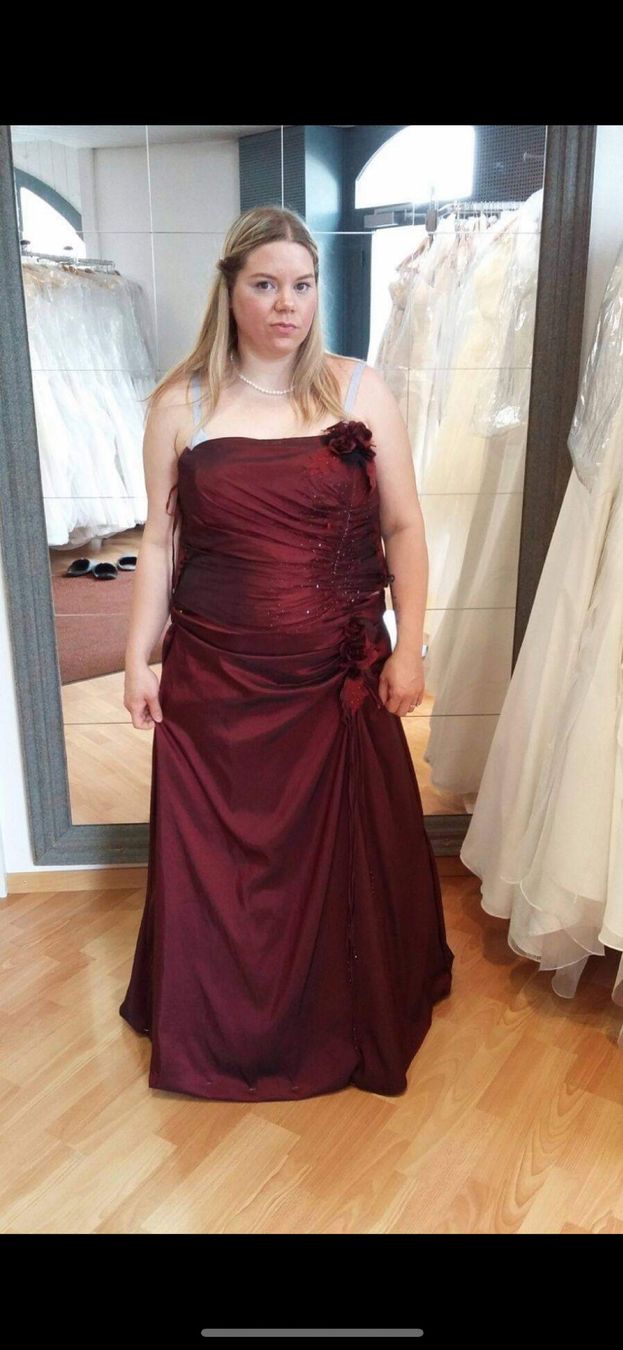 Vestiti: Sehr schönes Elegantes Kleid Gr. 50 – Nuovo (secondo la descrizione) da Amriswil venduto da einkaufverkauf 9