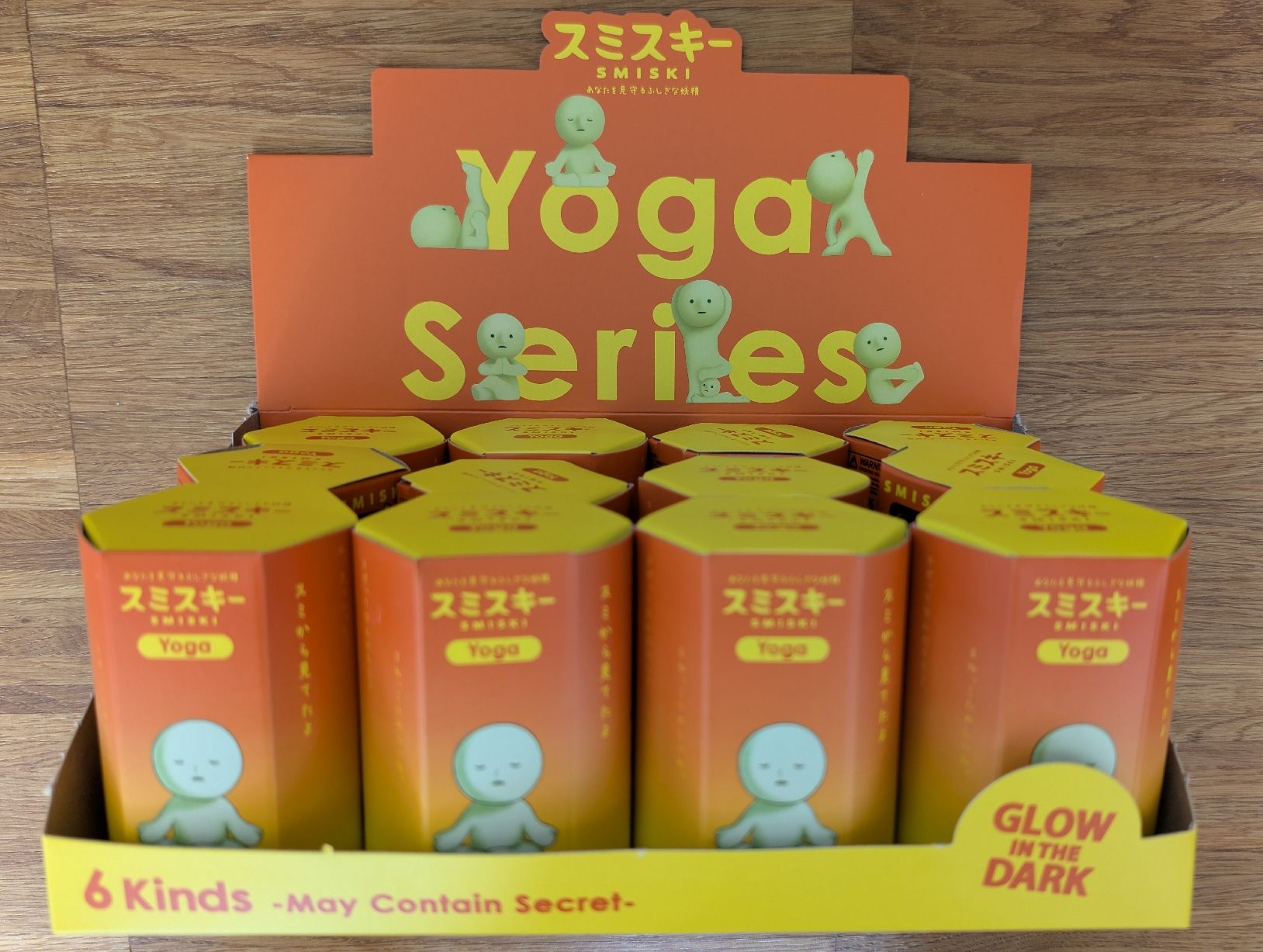Statuette: Smiski Yoga Series Single Blind Box – Nuovo e nell'imballaggio originale da Regensdorf venduto da Grischaluca 9