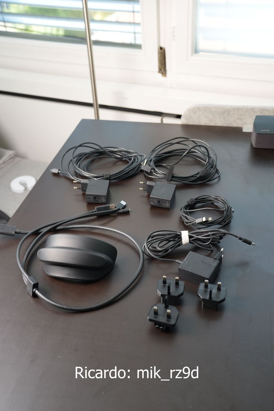 Valve Casque VR: Valve Index VR Komplettset mit Controller und Basisstationen – D'occasion à Gossau SG par mik_rz9d 8