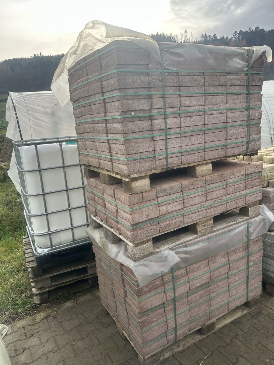 Rivestimenti per pavimenti: Verbundsteine 20x20x6 – Nuovo e nell'imballaggio originale da Gräslikon venduto da tin_d8bt
