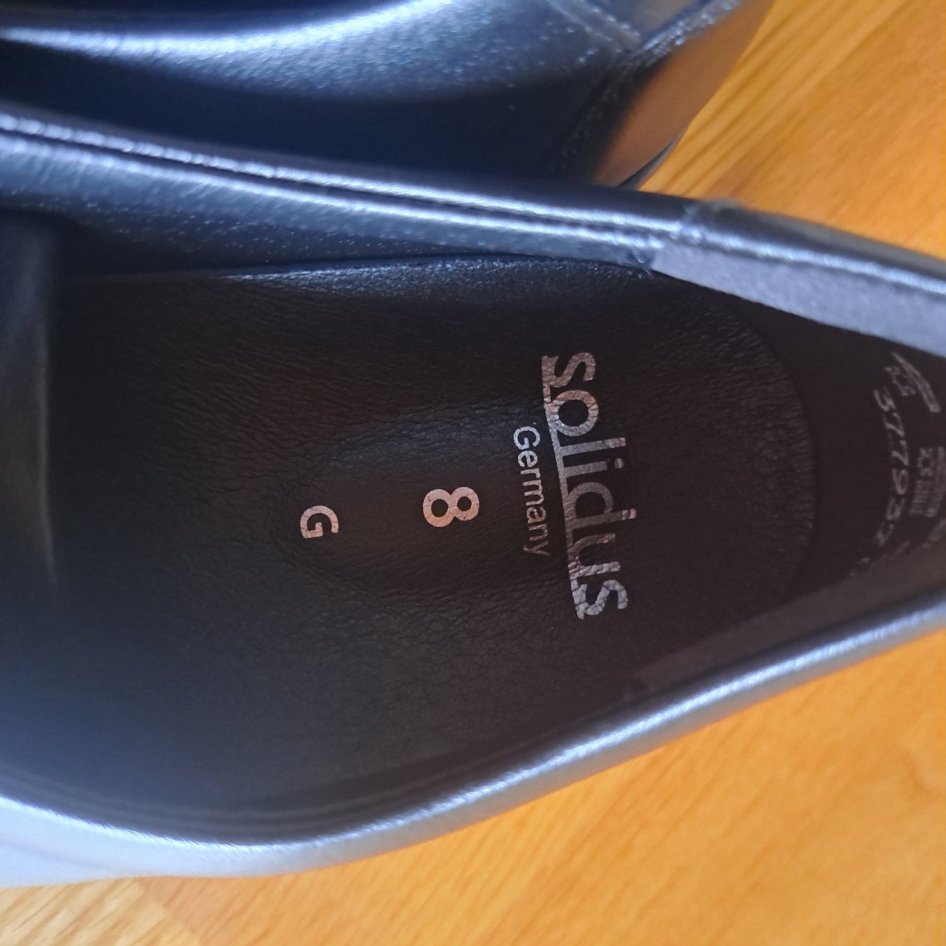 Scarpe da donna: Solide, schwarze Lederschuhe "Solidus", Grösse 42(8) – Nuovo (secondo la descrizione) da Walchwil venduto da TIERCHEN23 1