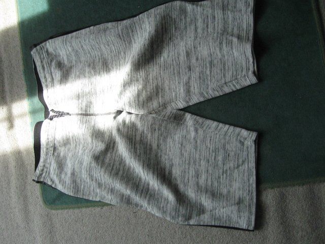 C&A Pantaloni: COOLE C&A SHORTS!! – Usato da Zürich venduto da Rwinnie