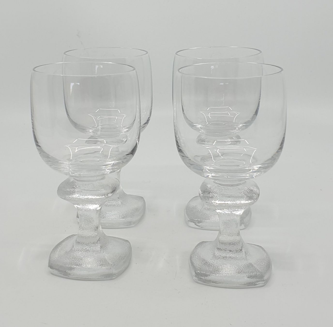 Verres: 4 Gläser gemarkt – D'occasion à Emmen par magelan 1