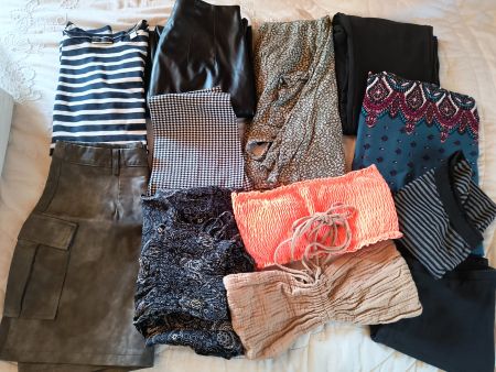 Kleiderpaket Damen / junge Frauen S (Gr.36)