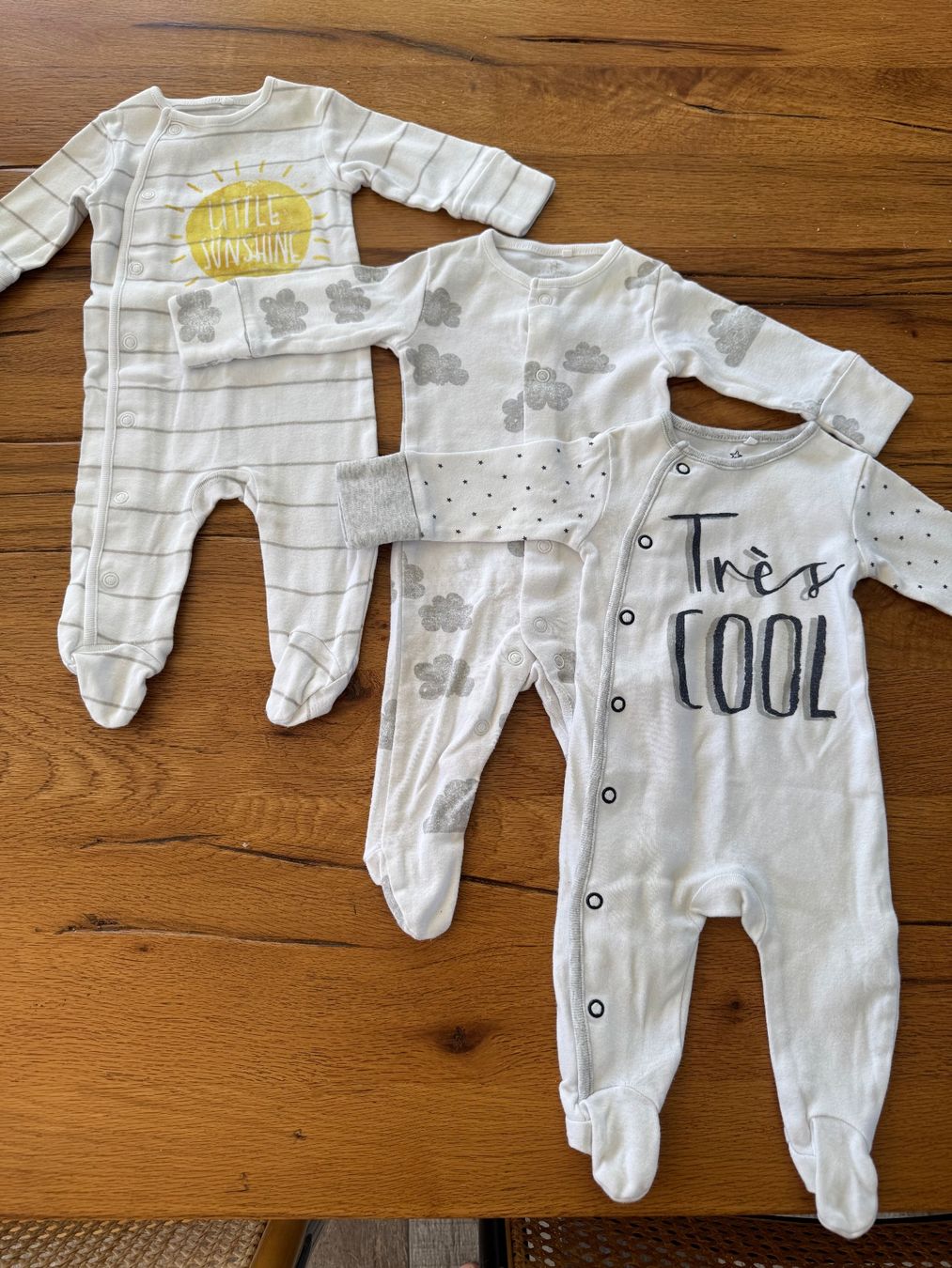Next Pyjamas & Ähnliches: NEXT 🤍💛 set de 3 Pyjama 56 – Gebraucht aus Muraz (Collombey) von iLoveNYC