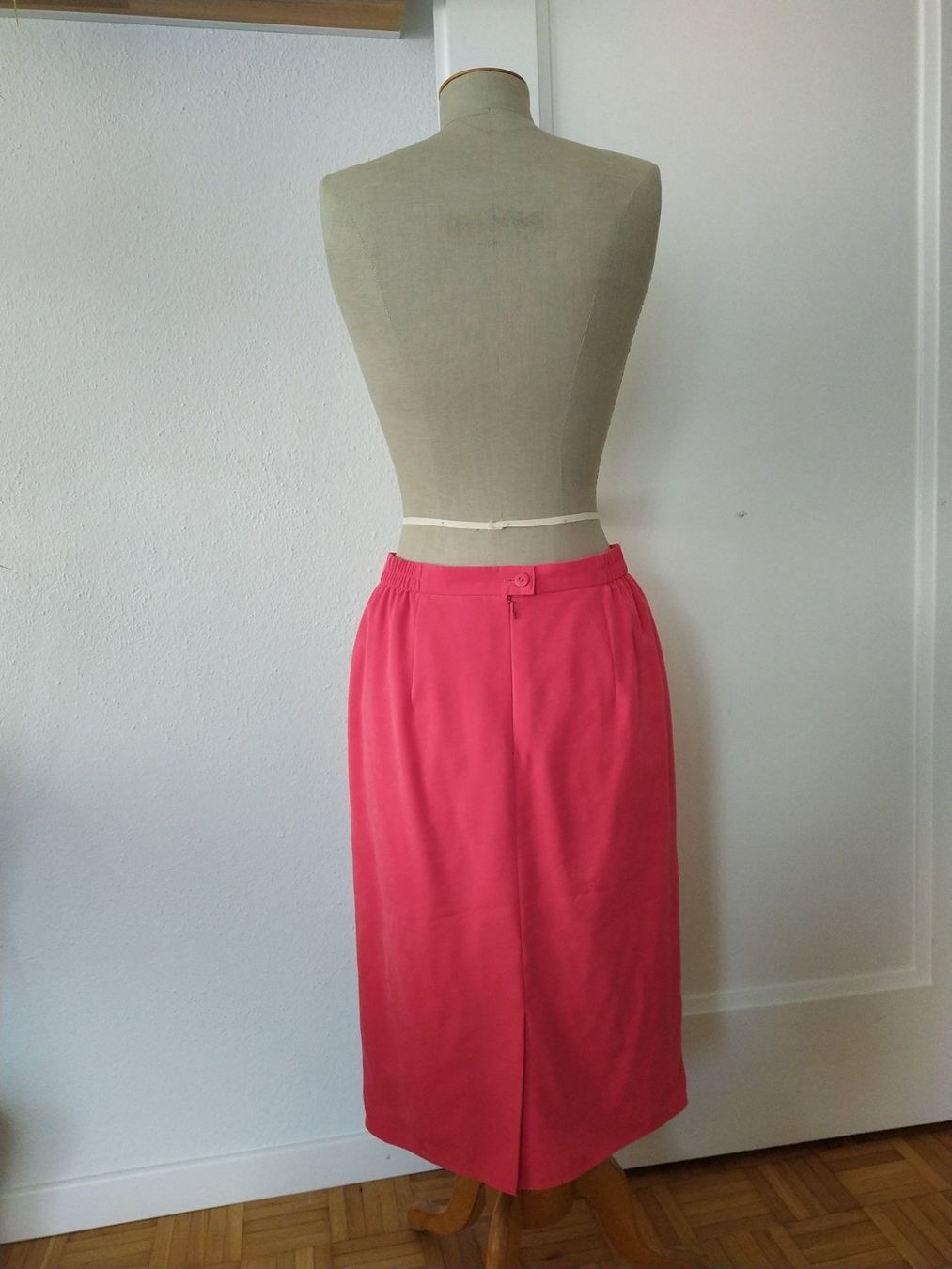 Completi & Tailleur: Zweiteiler mit Jupes und Bluse – Usato da Triesen venduto da stephanieschurti 5